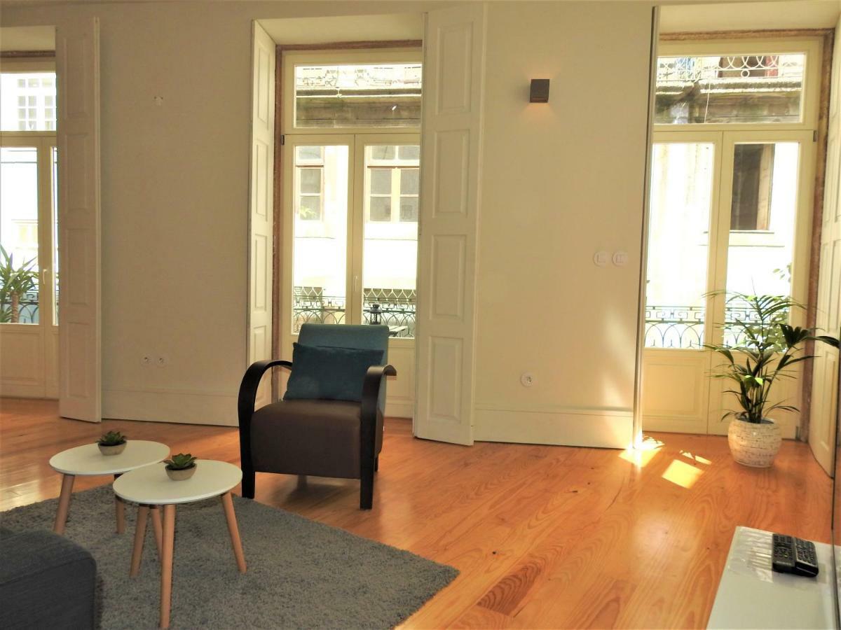 Oporto Delight 1 Luxury Apartment In Historic Center With Balcony Max 4 P Eksteriør bilde