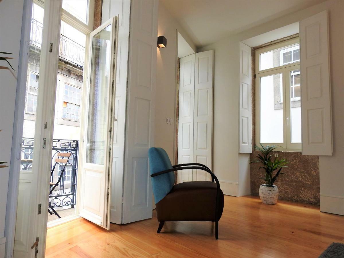 Oporto Delight 1 Luxury Apartment In Historic Center With Balcony Max 4 P Eksteriør bilde